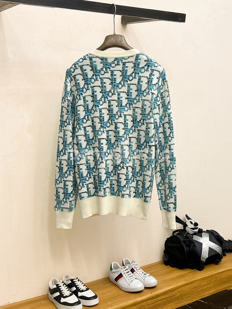 <디ㅣ올> 새상품 / 니트 / 약 100 사이즈 (여성 77)--1