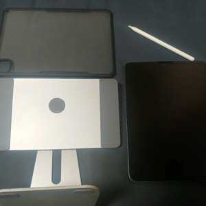 아이패드 프로 11인치 2세대 + 애플팬슬 2세대 + 거치대