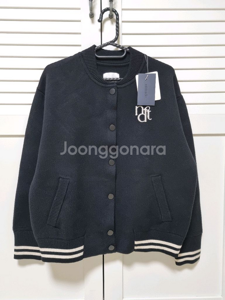 (택있는새제품)엔니튜드 울 블렌디드 니트 보머 자켓.66.블랙--0