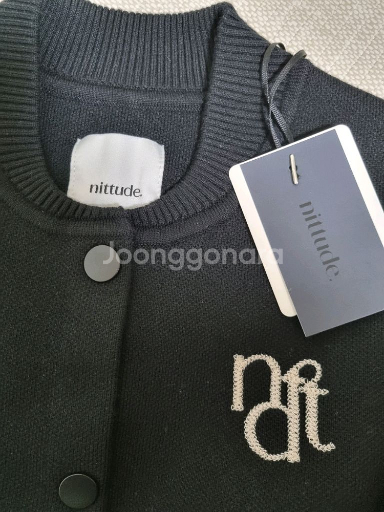 (택있는새제품)엔니튜드 울 블렌디드 니트 보머 자켓.66.블랙--2