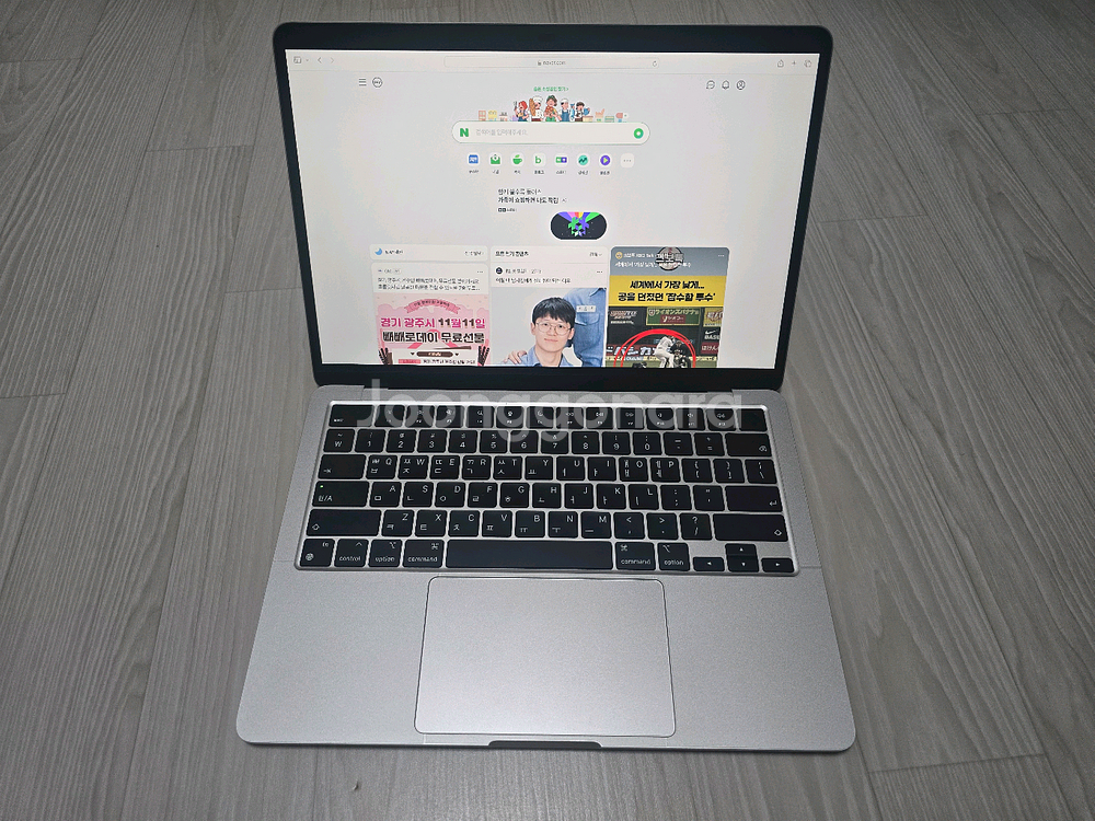 맥북 에어 M2 13인치 256gb 8gb 스타라이트--0