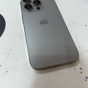 아이폰16프로 256G 새폰급 배터리100% 잠깐 사용