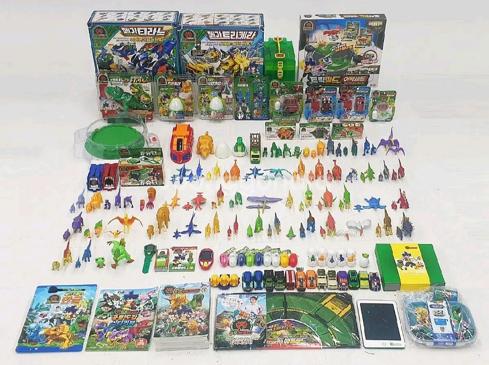 공룡메카드 타이니소어 더블피규어 등등 판매해요--0