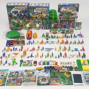 공룡메카드 타이니소어 더블피규어 등등 판매해요