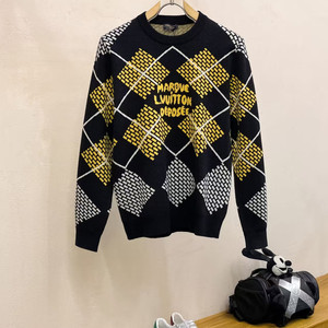 <루이ㅣ비통> 새상품 / 니트 / 약 100~105 사이즈