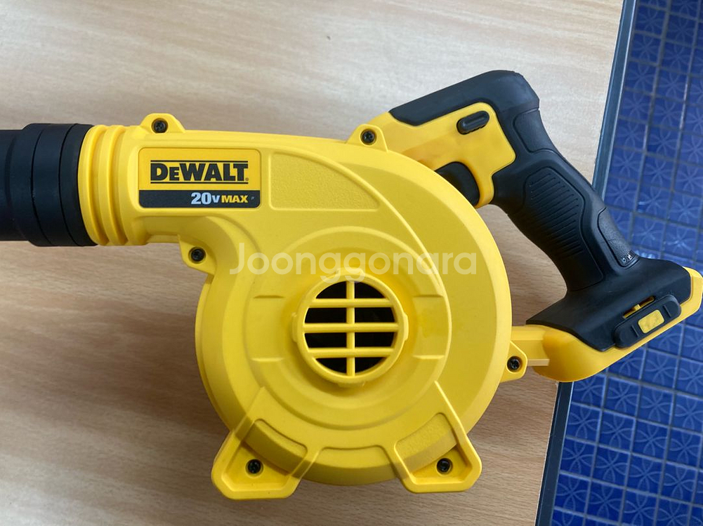 디월트 DCE100 충전 송풍기 베어툴--1
