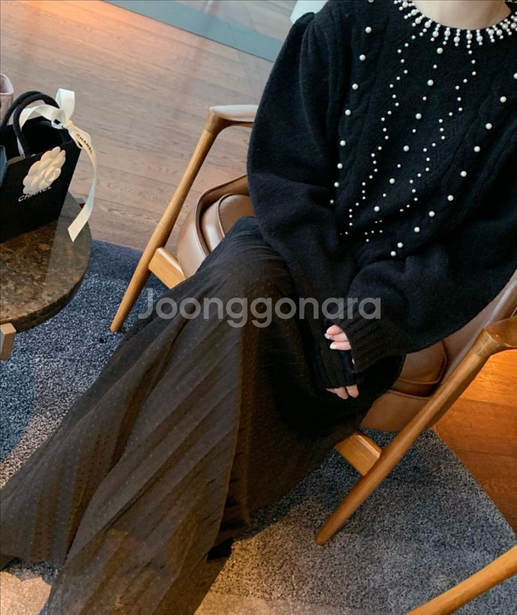 바이씨니 도트샤 스커트 블랙--4