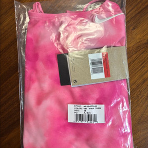 나이키 클라우드 위스퍼 컷아웃 28