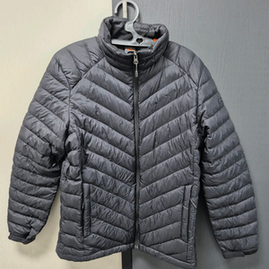 아이더 정품 구스경량패딩 100사이즈 팝니다