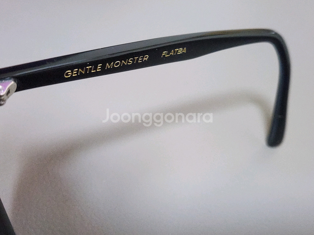 젠틀몬스터 플랫바 선글라스(여성)--2