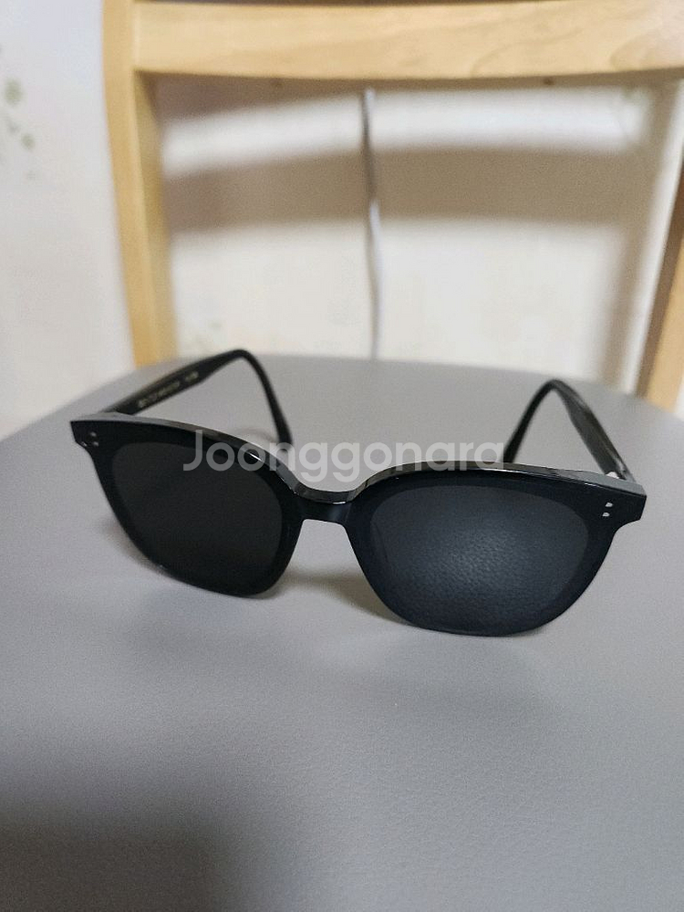 젠틀몬스터 플랫바 선글라스(여성)--0