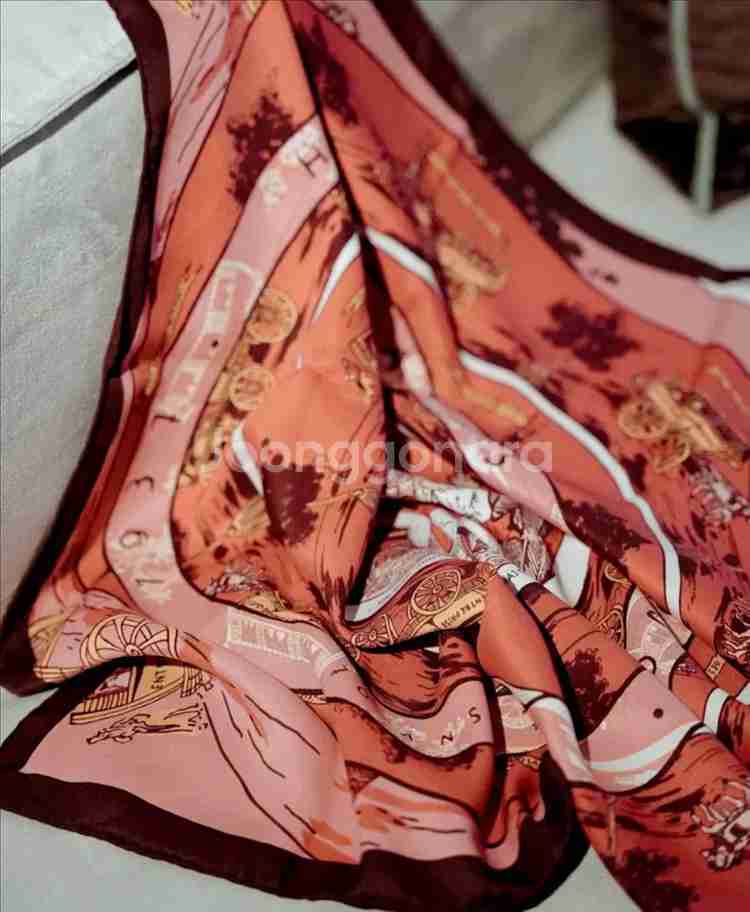 에르메스 hermes 옴니버스 까레 70--1