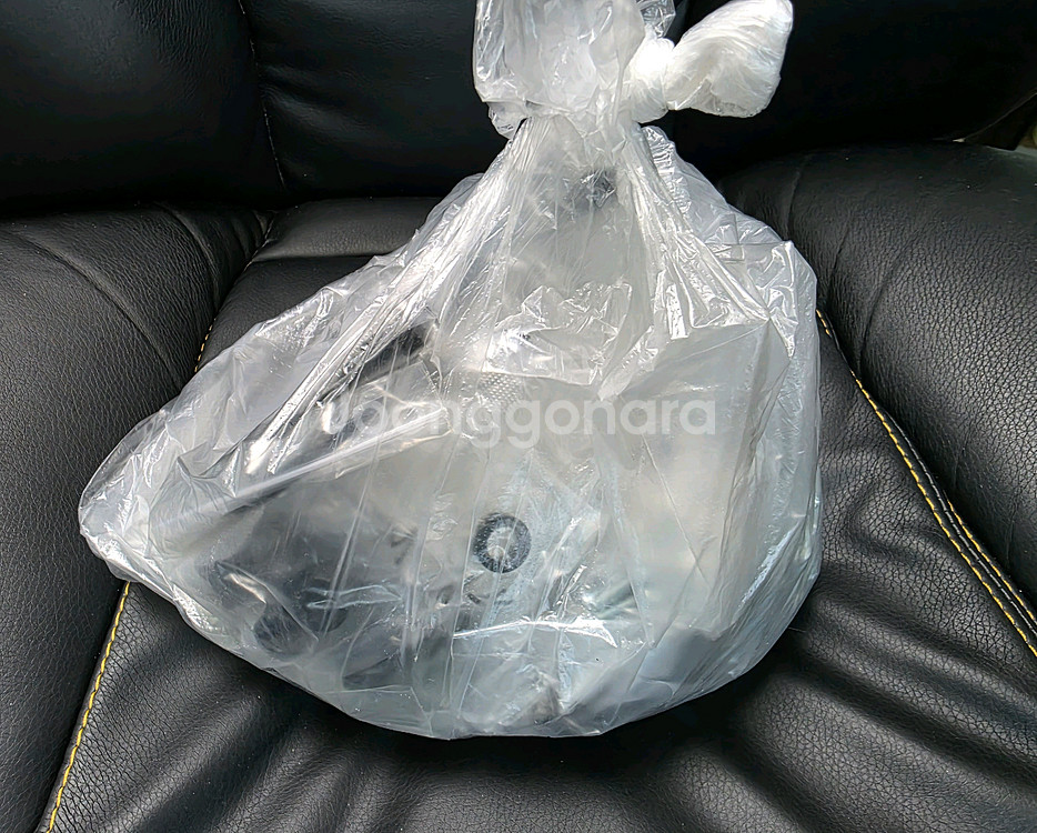 tv부품 볼트나사 7줄 네고없이 2만원에 팝니다~--4