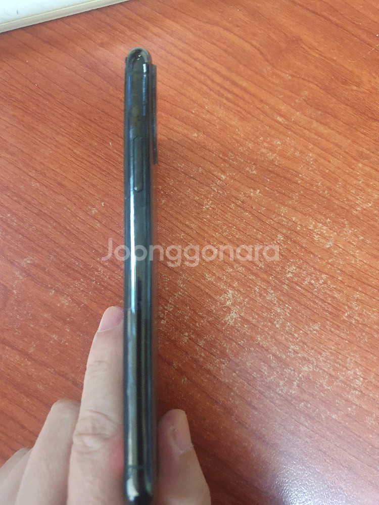 아이폰11프로 256기가 A급 팝니다--6