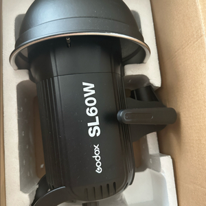 고독스 SL60W 스튜디오 조명