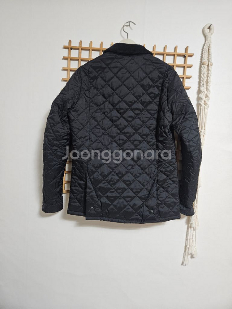 S급/ 바버 퀄팅 패딩 새상품급 사이즈 M--1