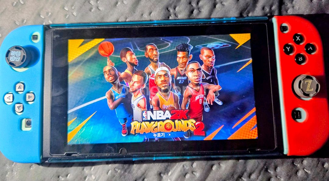 닌텐도 스위치 본체 + 게임칩, Joy-Con 그립톡 등 구성품 전체포함--0