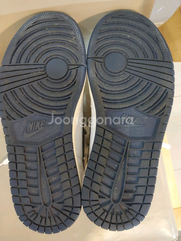 나이키 에어 조던 1 레트로 하이 OG 메탈릭 네이비 맨사이즈 250mm 택포 4만5천원--7