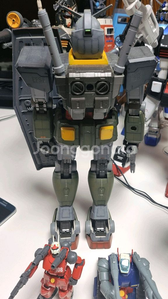 메가급 RX-78-2 쿠니오건담 도색프라모델--3