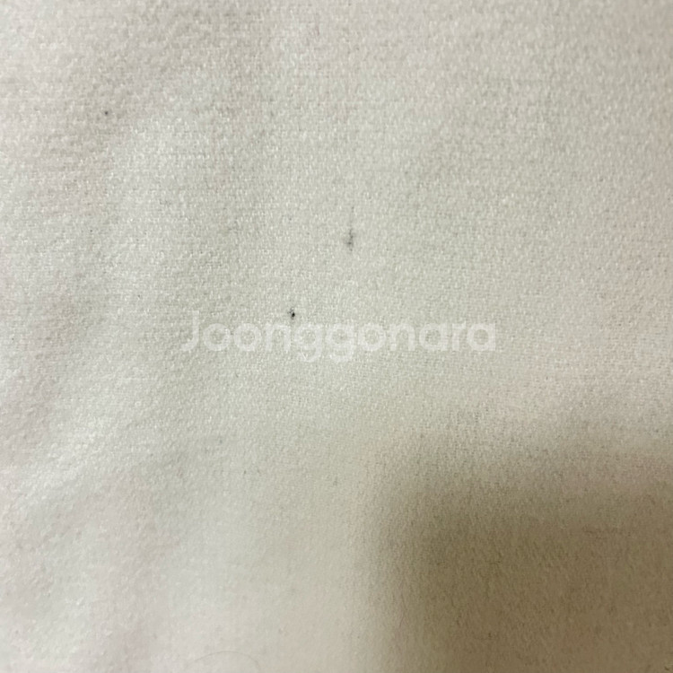 아이보리 화이트 누빔 두께감있는 롱 코트 2만원에 가져가실분??!! 66정도--3