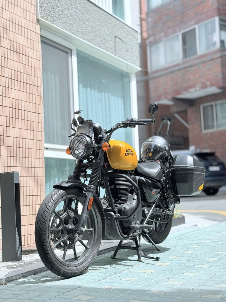메테오350 로얄앤필드 팝니다 /네고가능 이미지