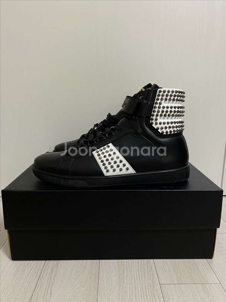 SAINT LAURENT SL/14H STUD SNEAKERS--0
