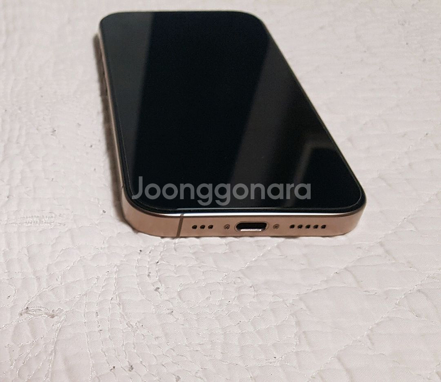 아이폰16프로 256기가 자급제 팝니다--4