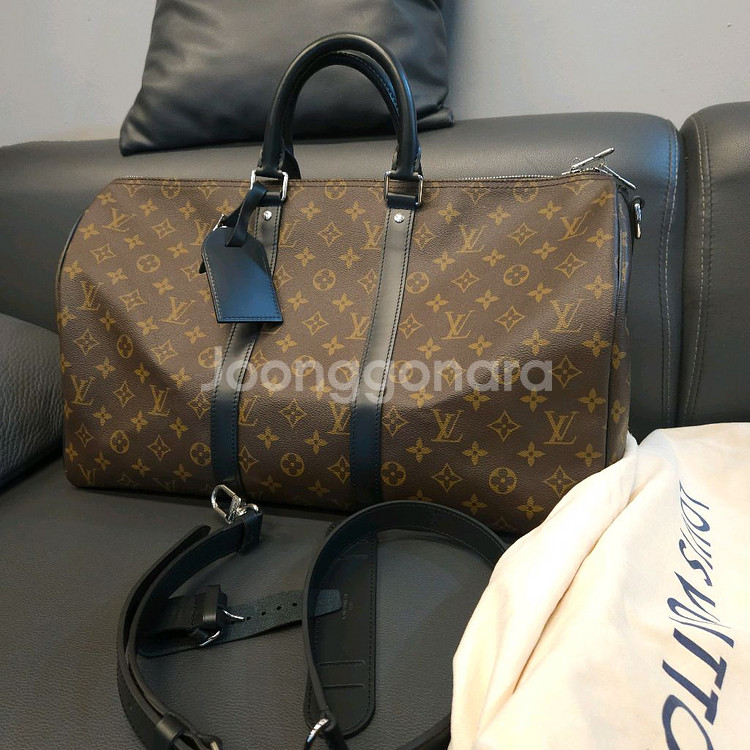 루이비통키폴 마카사르 반둘리에 45 여행가방--1