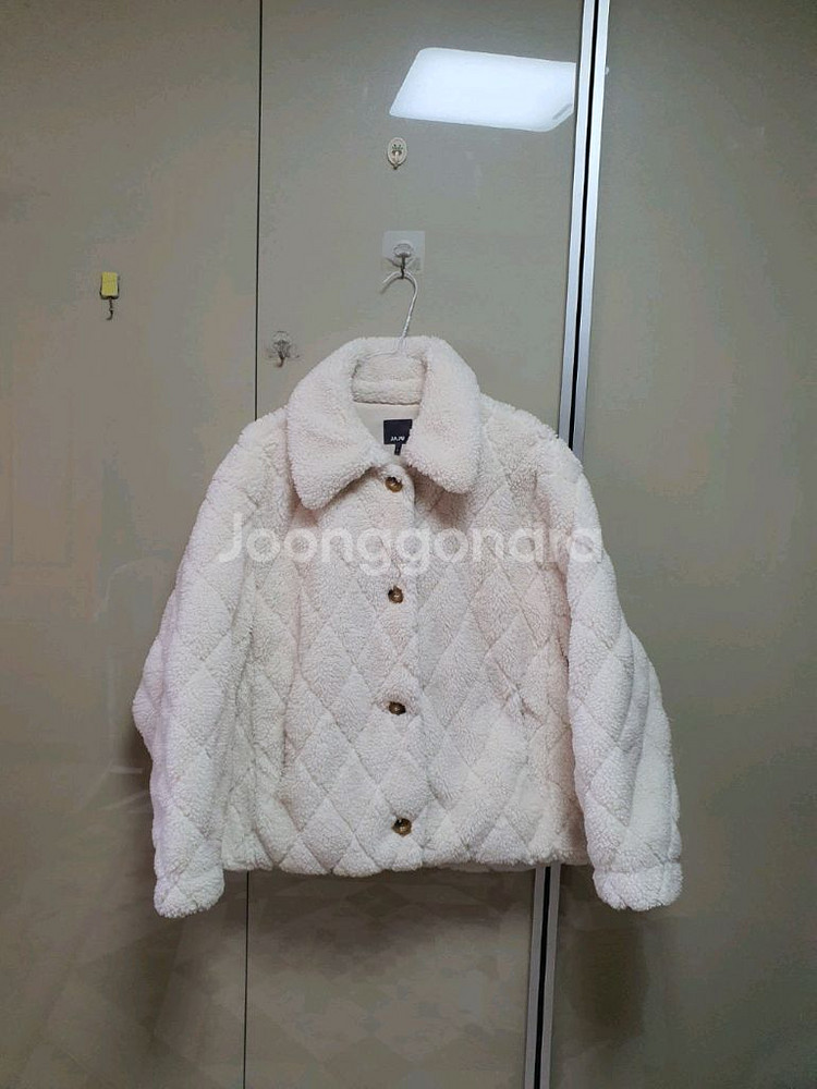 JAJU 자주 여성 덤블 보아 스티치장식 점퍼(L)/무배1.5만원--0