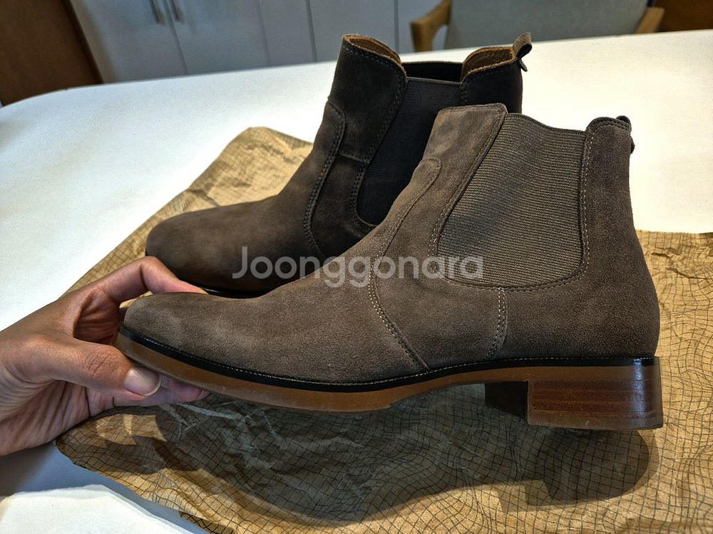 쿠에른 프라하 01 스웨이드 첼시 부츠 250--4