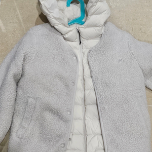 뉴발란스키즈 경량패딩+플리스 세트 130