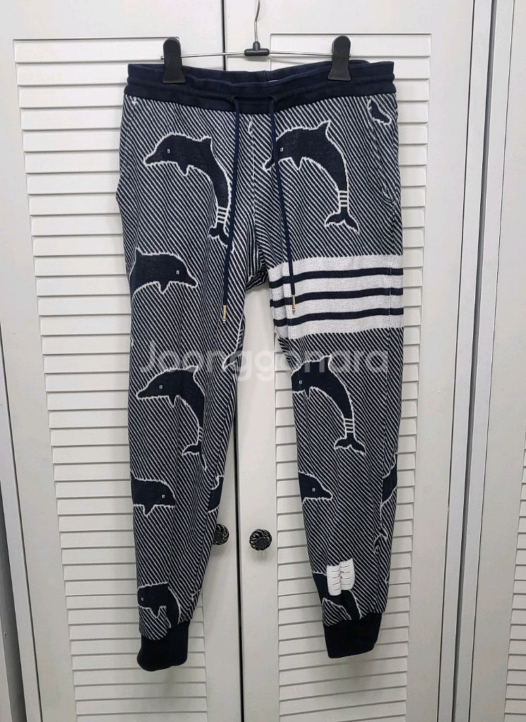 톰브라운 돌고래 4바 사선완장 0사이즈 조거 팬츠 트레이닝 바지 하의--0