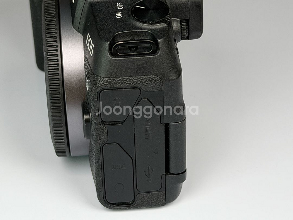 캐논 EOS RP 미러리스 카메라 바디--2