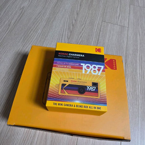 코닥 차메라 키링 랜덤 미개봉 팝니다.