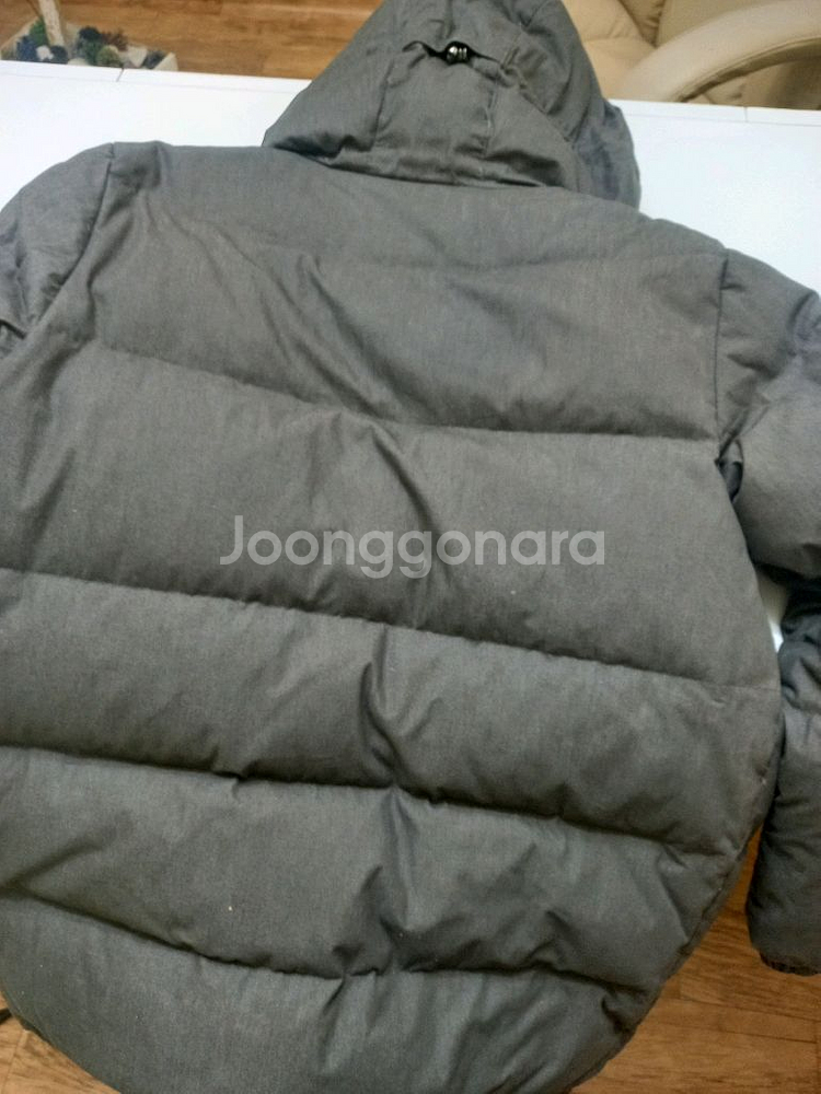 푸마 오리털패딩 m사이즈 택포 3만원--2