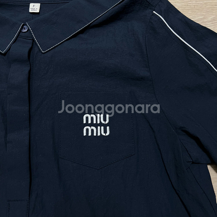 miu miu 미우미우 리본 크롭 반팔 블라우스 셔츠 [네이비] FREE--3