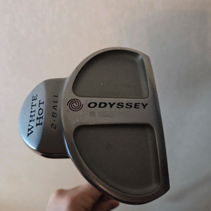오디세이 화이트핫 2볼 퍼터 34인치