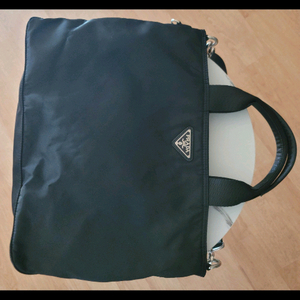 정품) 프라다 토트백. 크로스 가방 !!