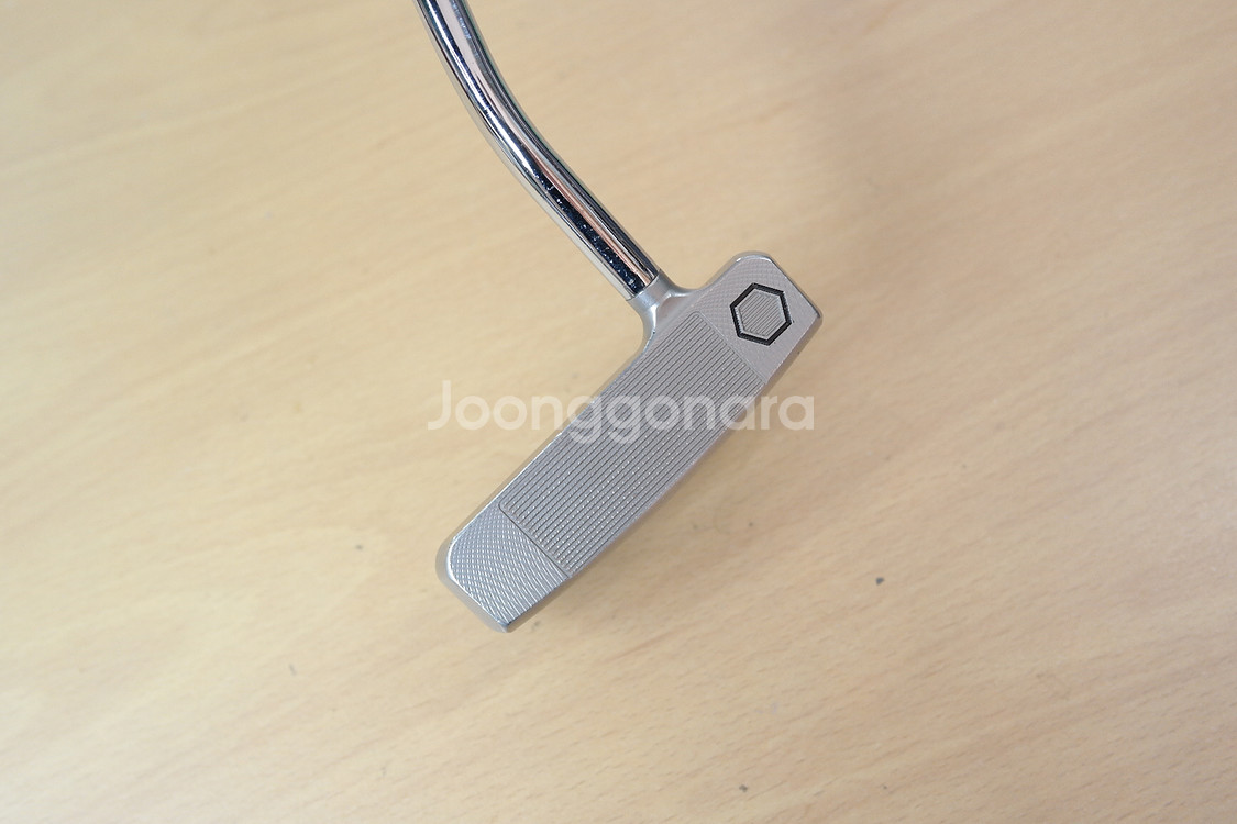 베티나르디 스튜디오스탁7 33인치 퍼터--1