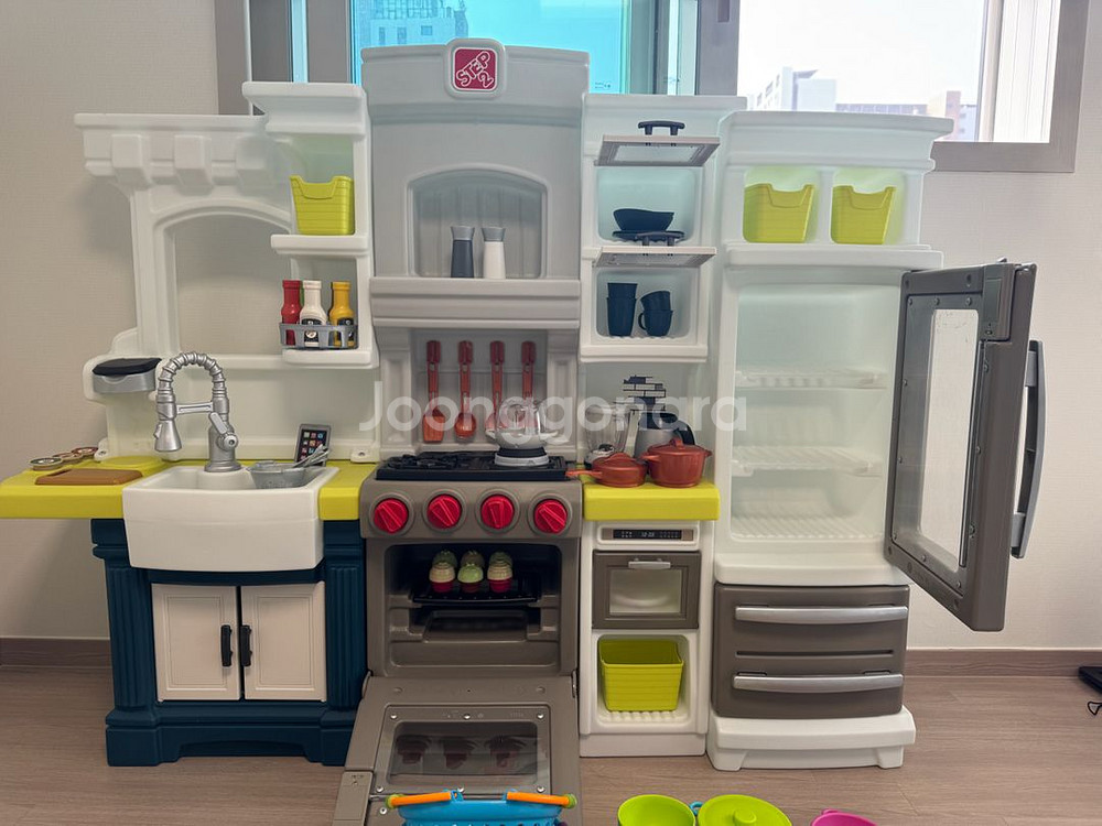 스텝2 주방놀이 엘레강스 키친(러닝리소스 음식 세트 포함)--0