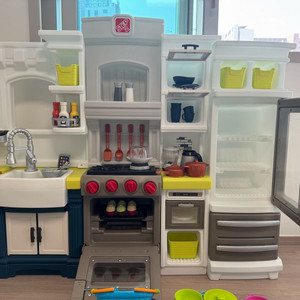 스텝2 주방놀이 엘레강스 키친(러닝리소스 음식 세트 포함)