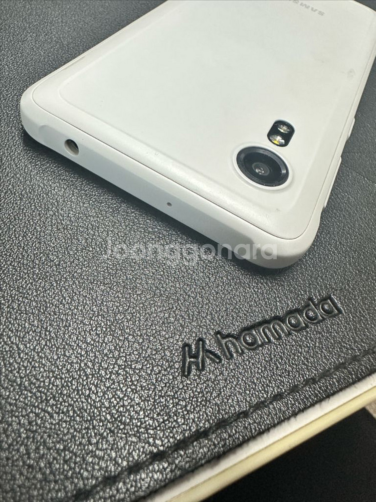 삼성 엑스커버5 64gb 화이트 팝니다--3