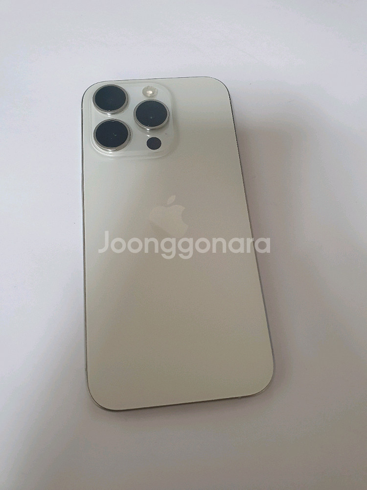 아이폰15프로 무잔상 128기가 배터리87%--0
