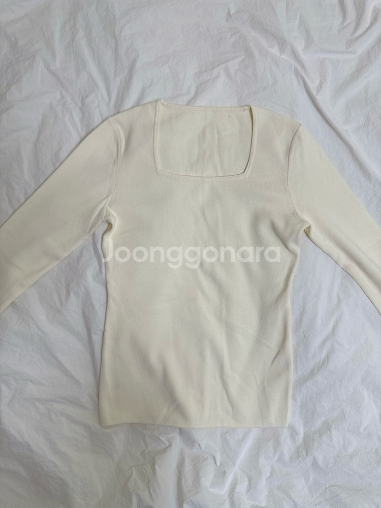 sie 시에 스퀘어넥 니트--0