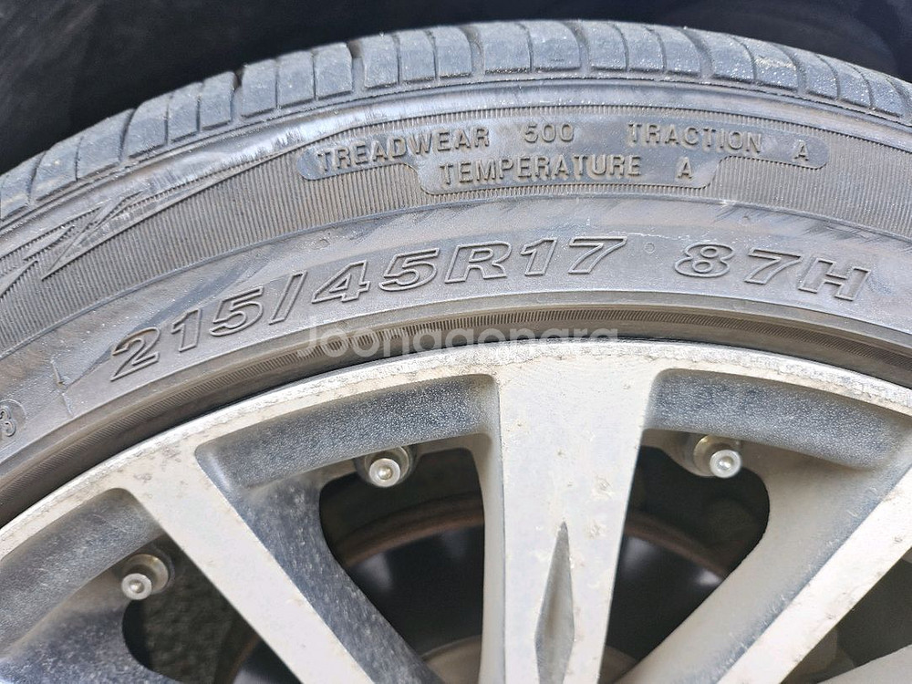 17인치 휠 + 타이어 215/45R17, 4본 1대분 (택배 가능)--5