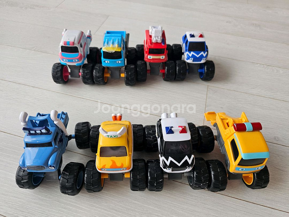 베이비버스 데굴데굴 메가 점프타워 & 몬스터트럭 8종--1