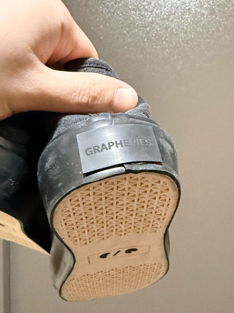 그라퍼리즈 데이즈슈즈(컨버스) 차콜 280사이즈 새 상품 이미지