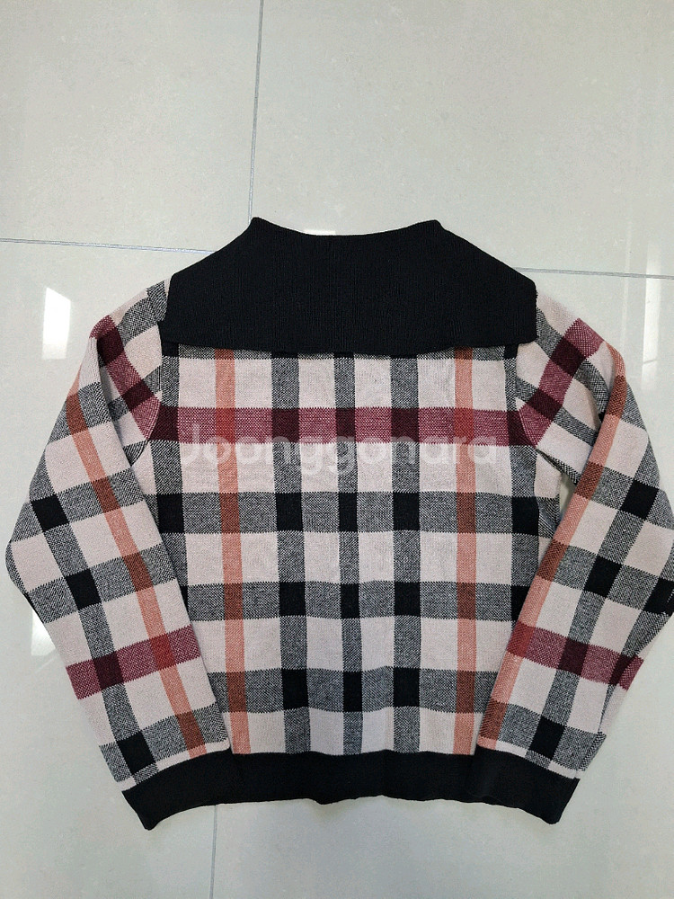 *거의새거*22년 닥스키즈 고급진주가디건140~150 정가20만원대--2