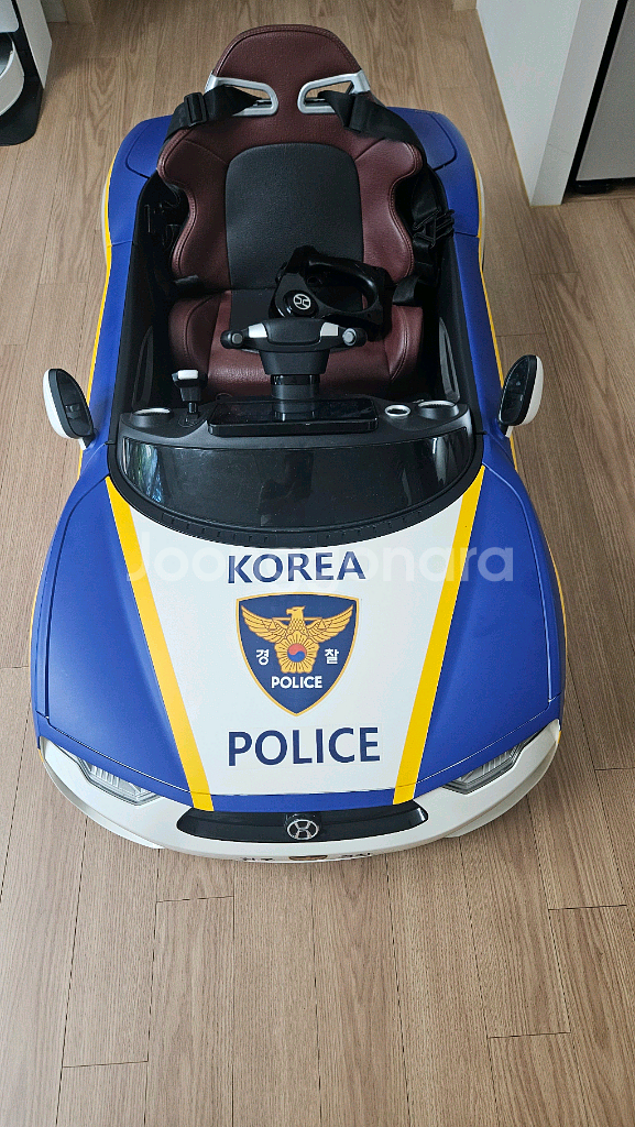 헤네스 브룬 F830 유아 경찰차 전동차--1