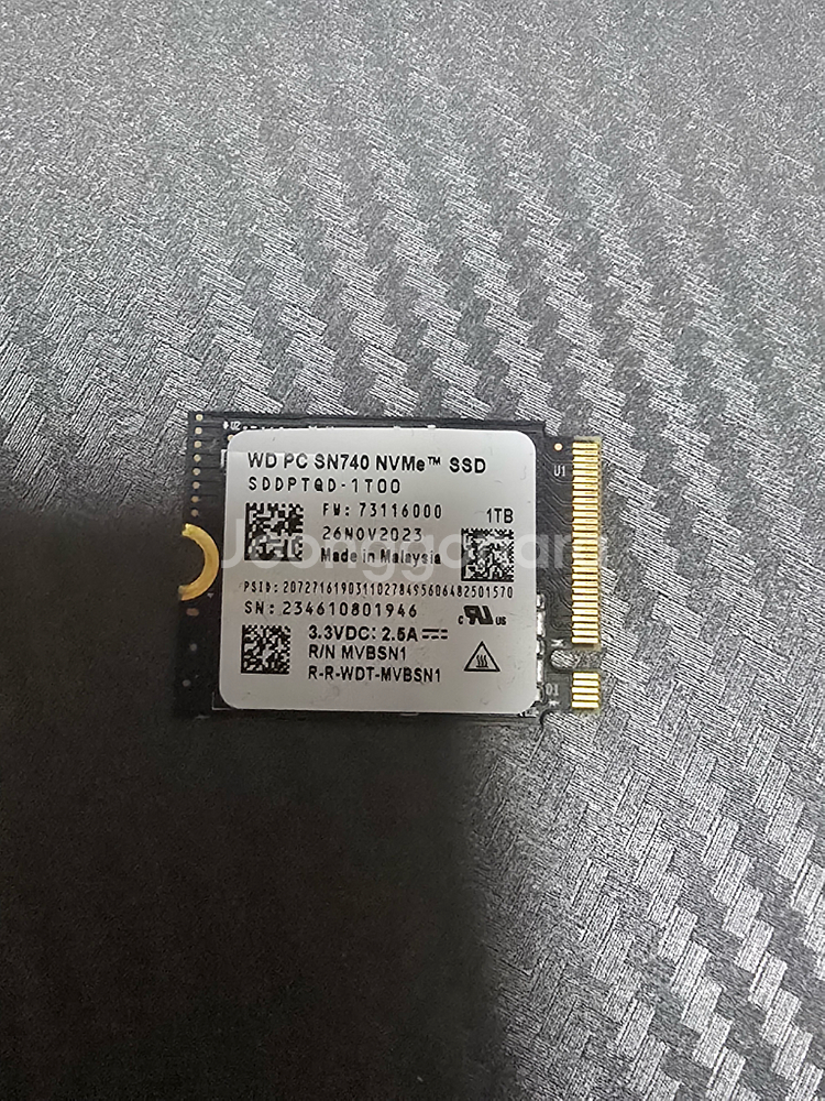 Sn 740 M.2 NVMe SSD 1TB--0